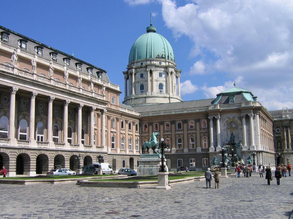 Premium Buda Castle Apartment بودابست المظهر الخارجي الصورة
